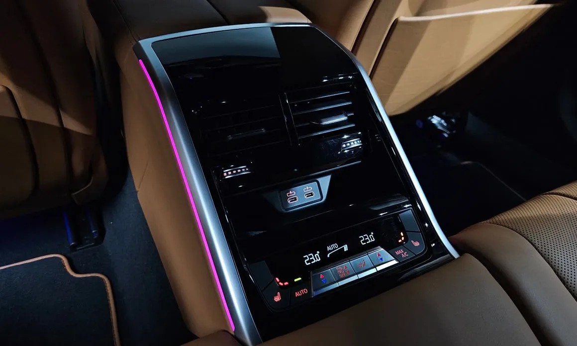 BMW 8-Series