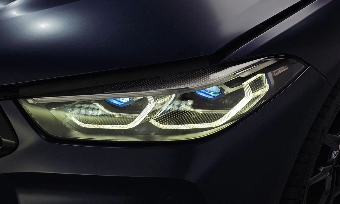 BMW 8-Series