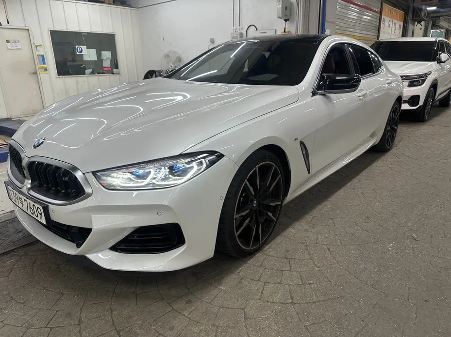 BMW 8-Series