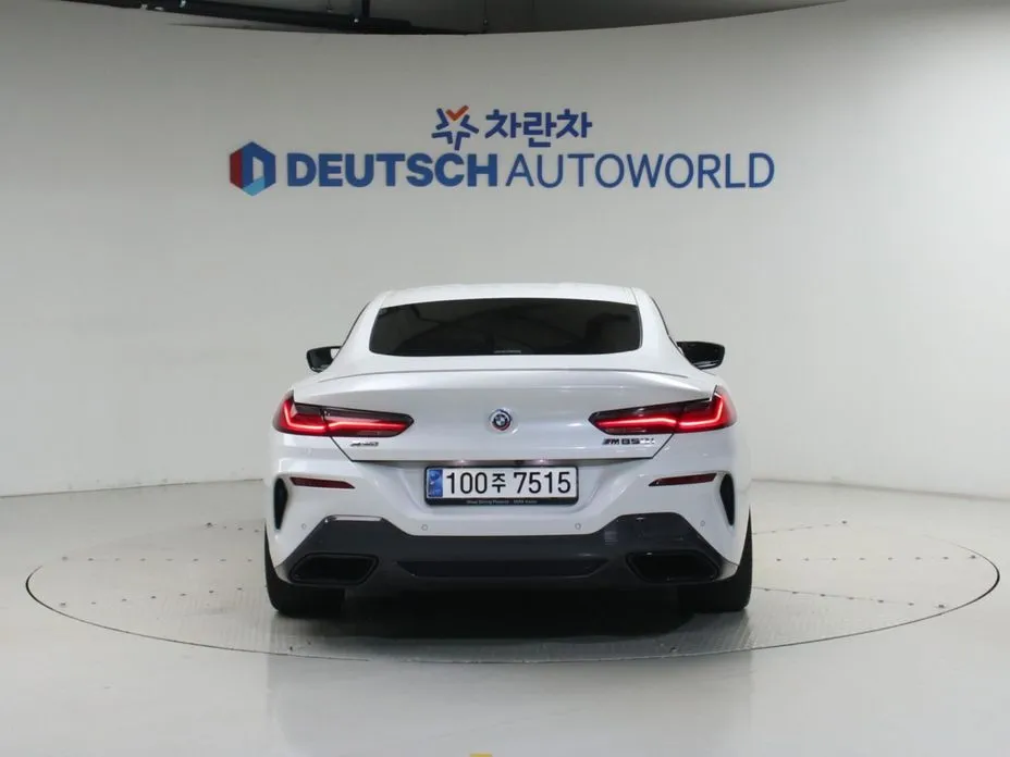 BMW 8-Series