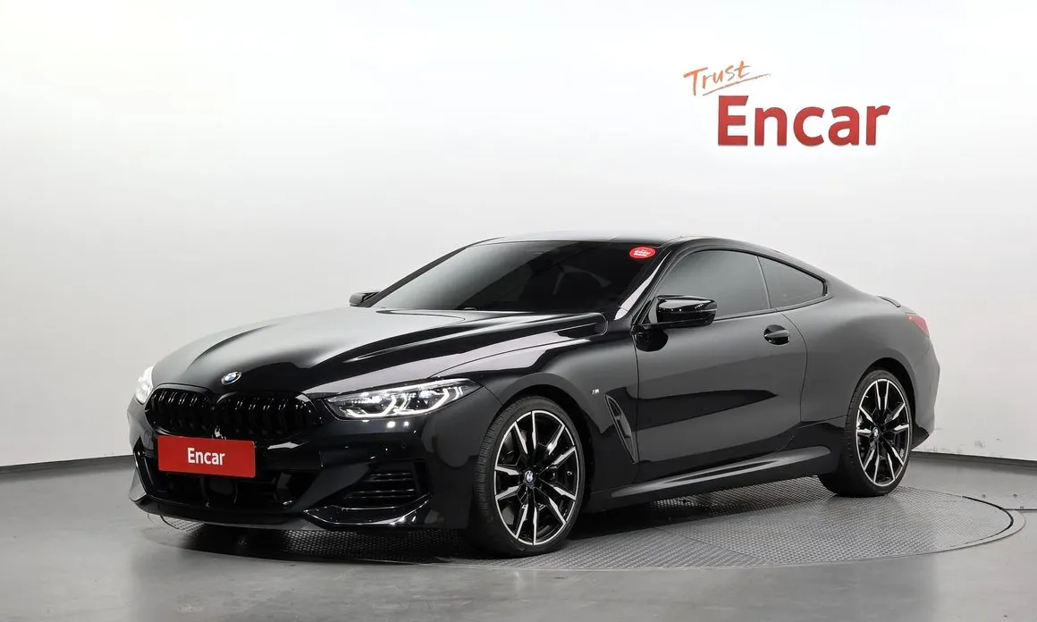 BMW 8-Series