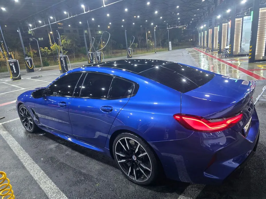 BMW 8-Series