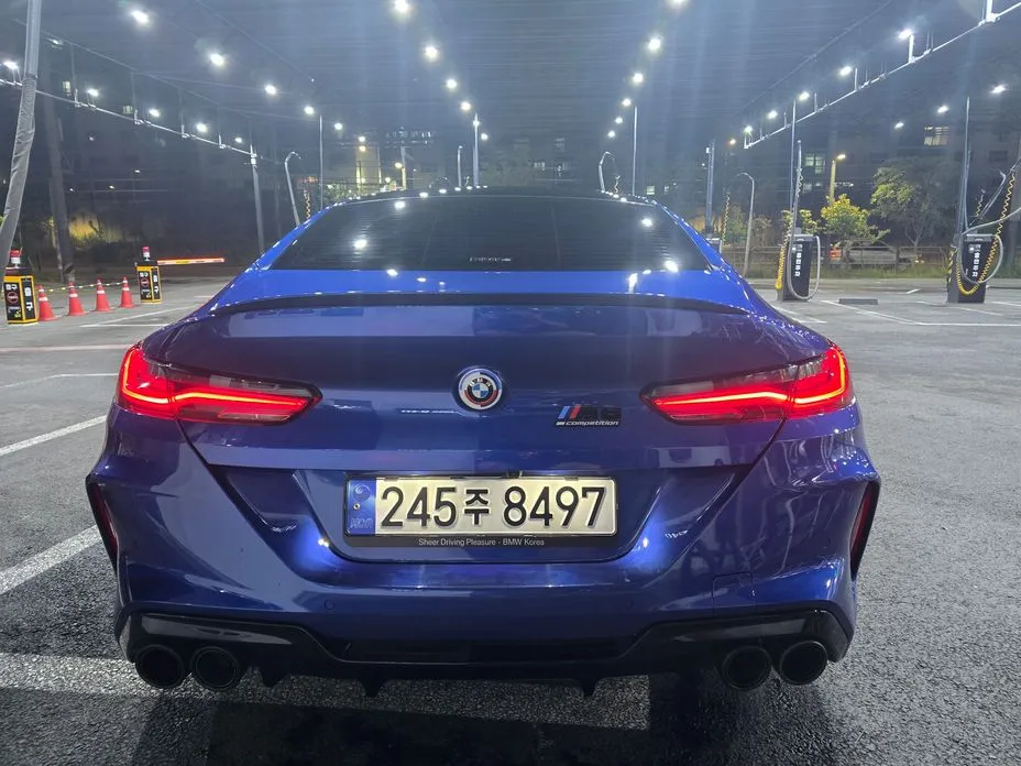 BMW 8-Series