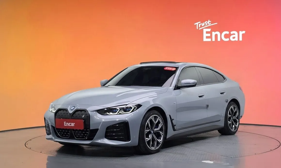 BMW i4