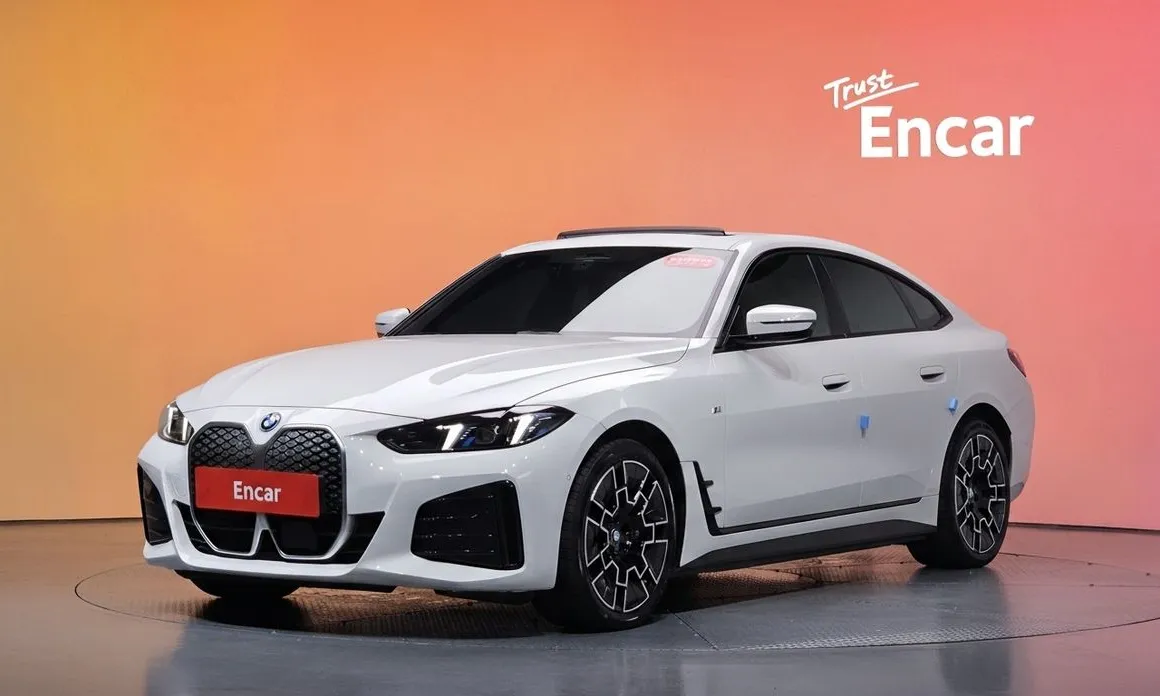 BMW i4