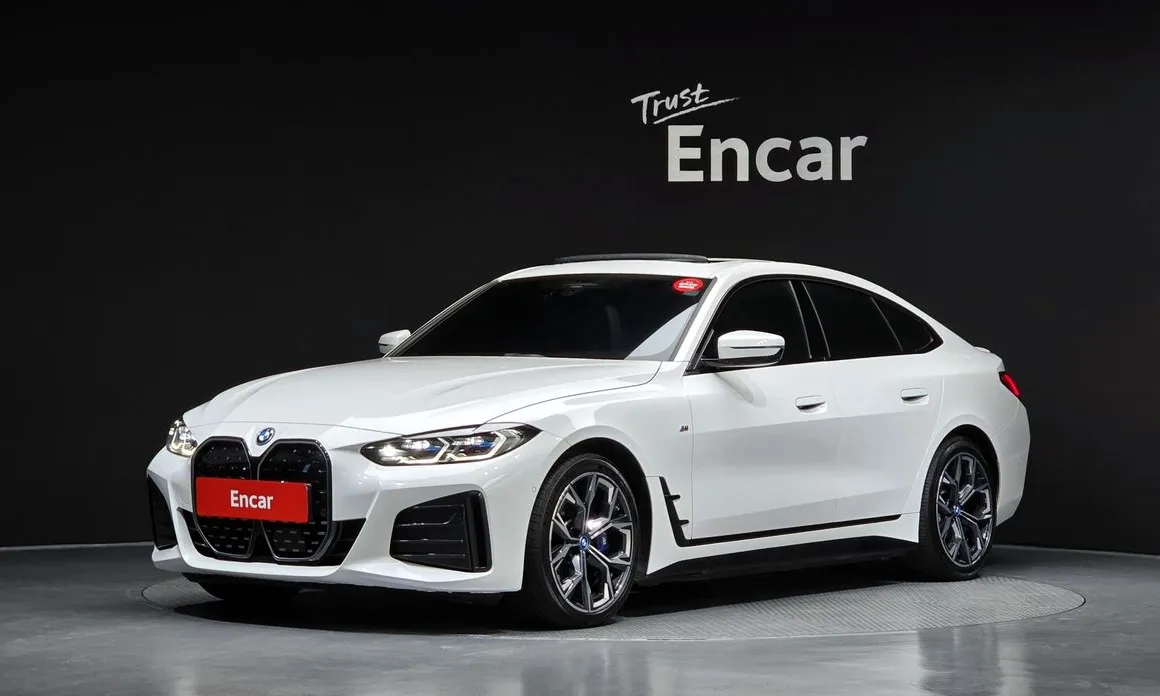 BMW i4