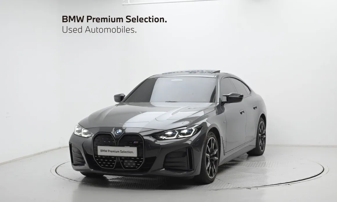 BMW i4
