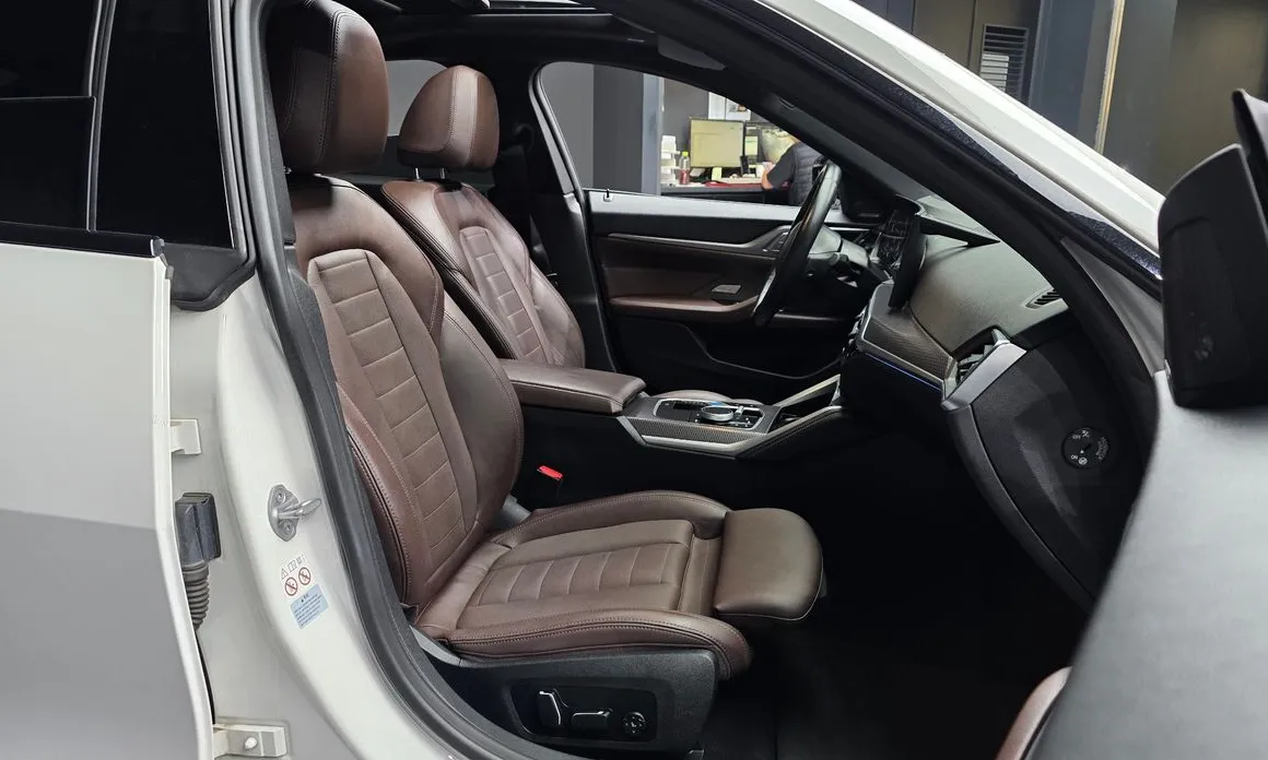 BMW i4