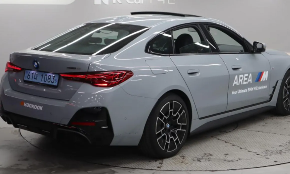 BMW i4