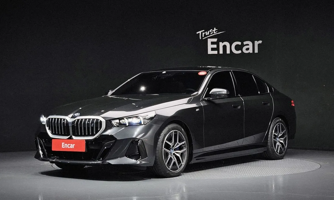 BMW i5