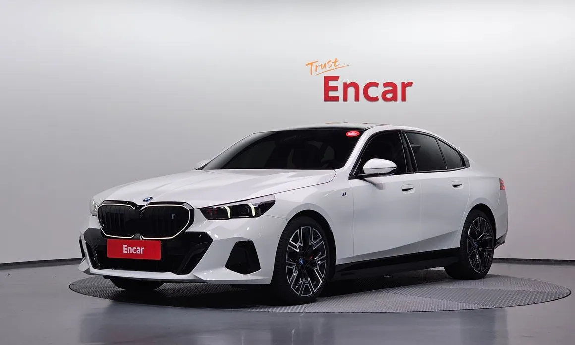 BMW i5