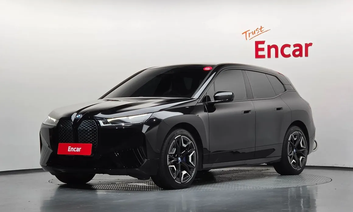 BMW iX
