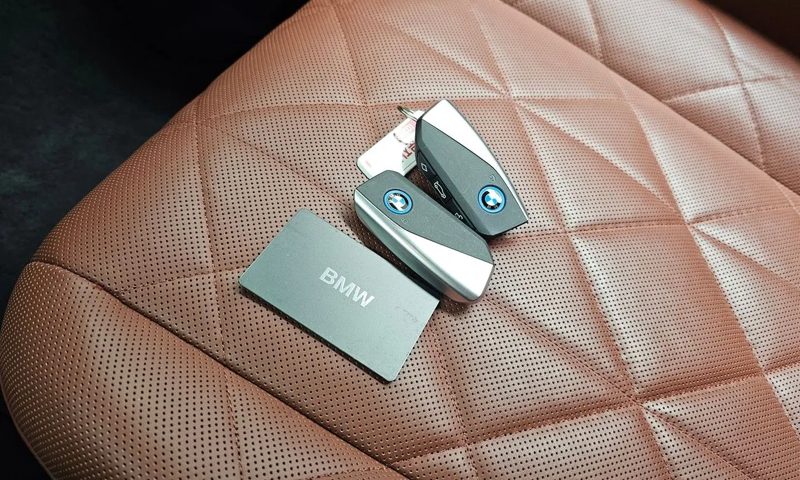 BMW iX