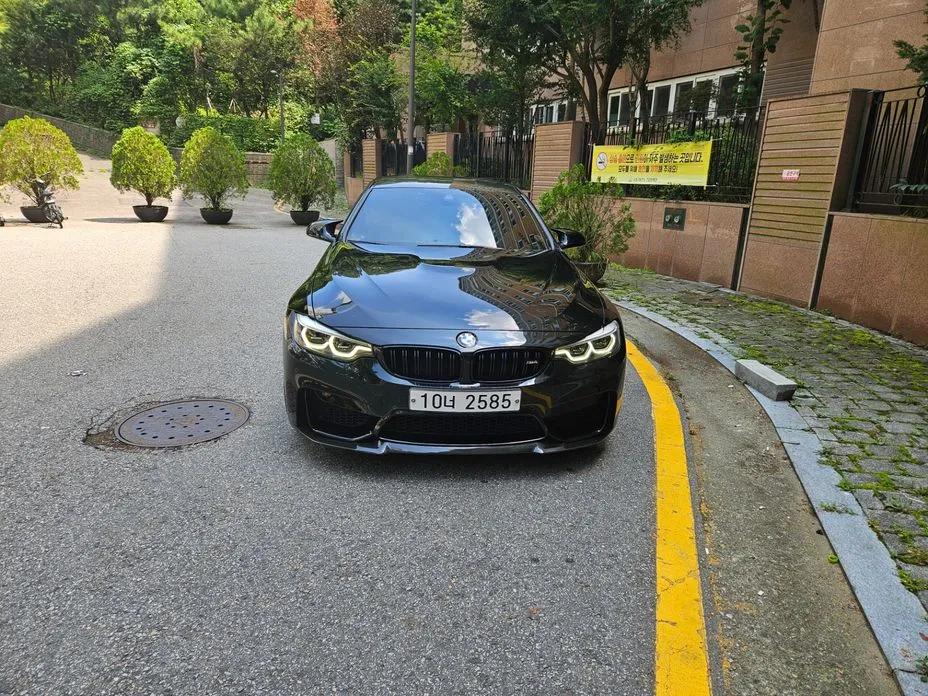 BMW M4