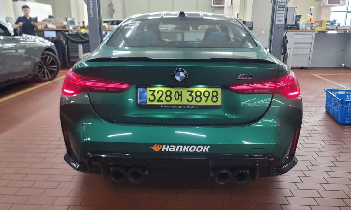 BMW M4