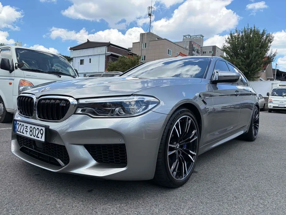 BMW M5