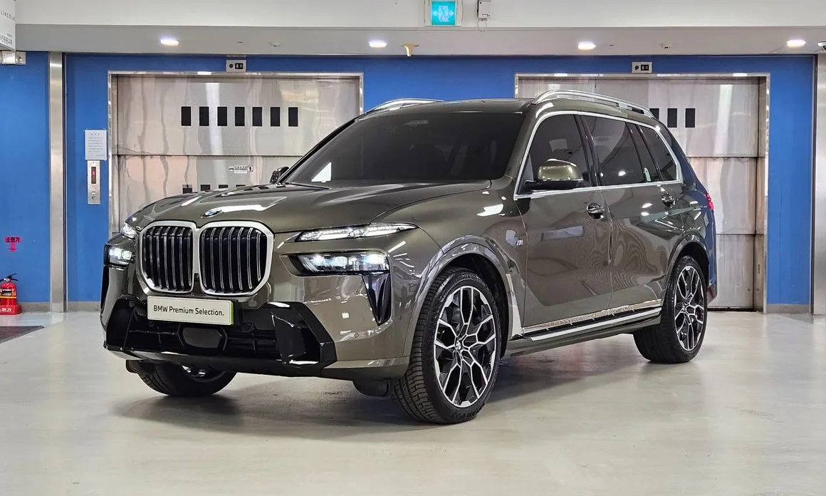 BMW X7
