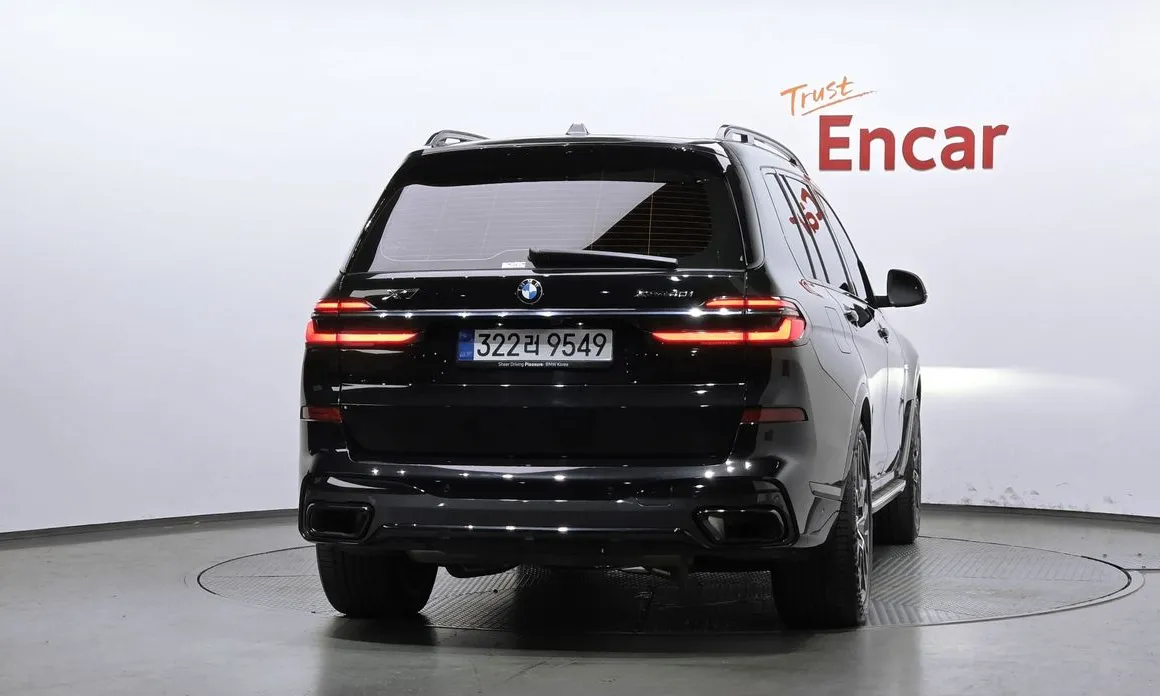 BMW X7