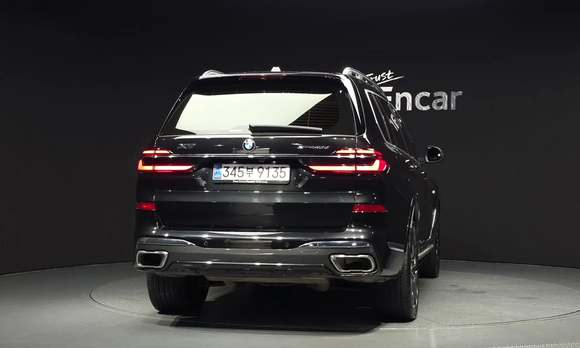 BMW X7