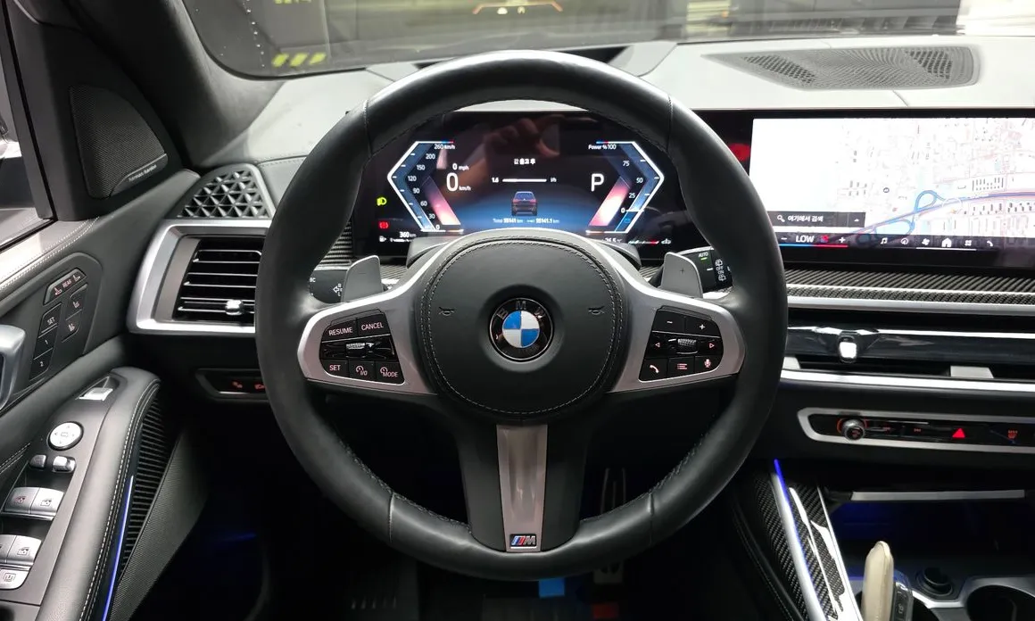 BMW X7
