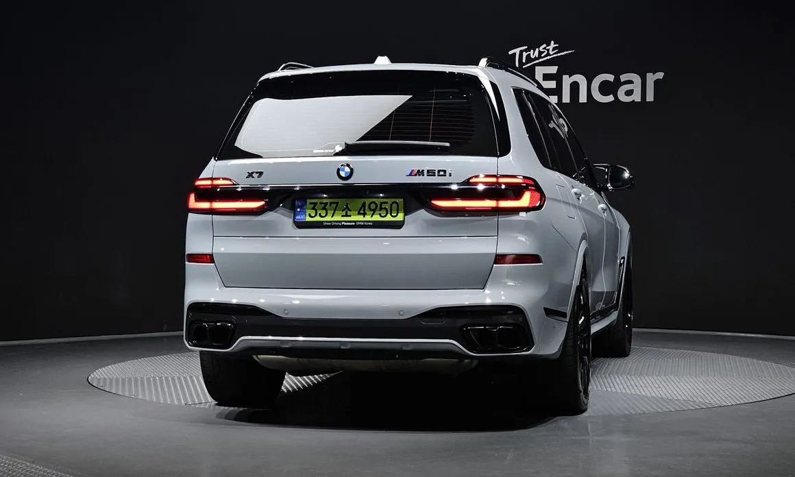 BMW X7