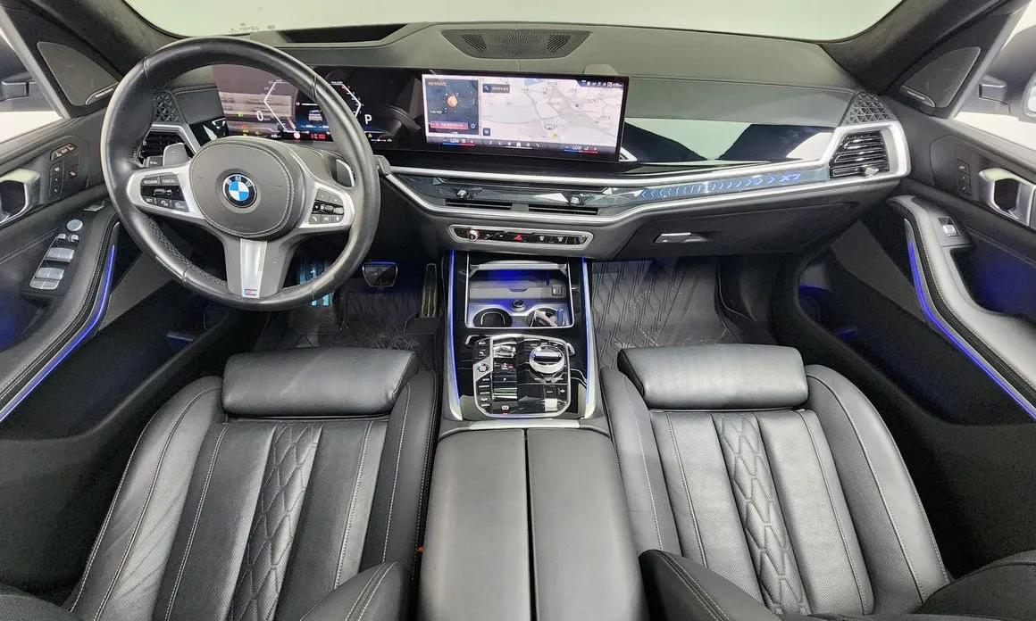 BMW X7