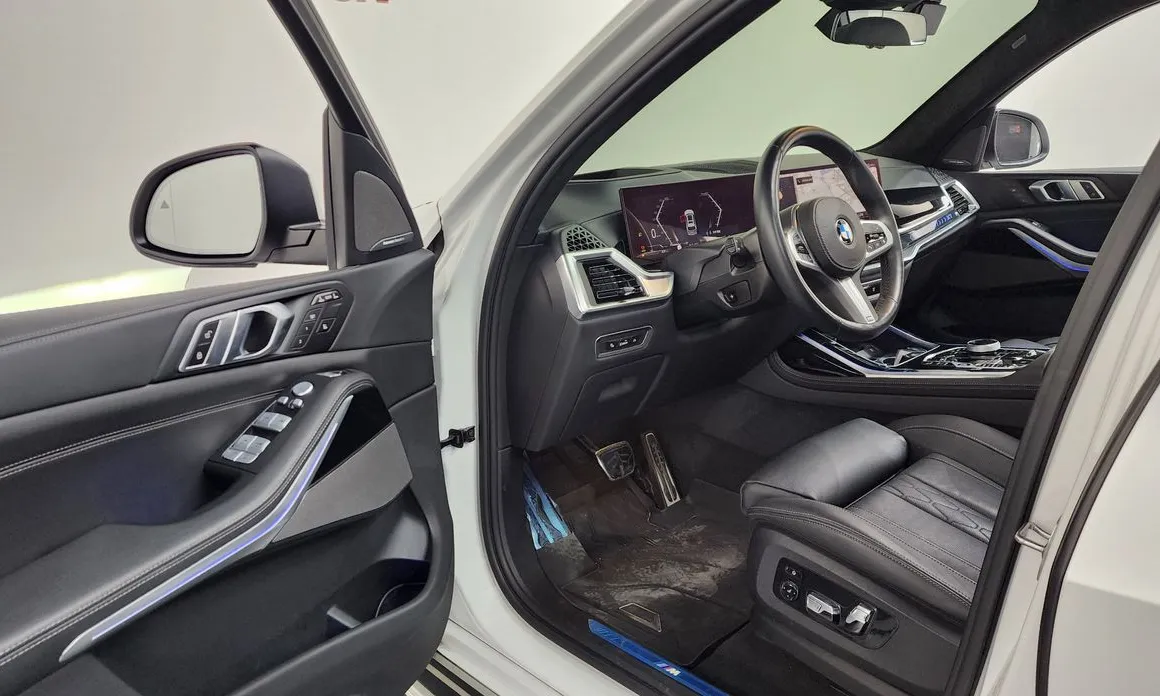 BMW X7