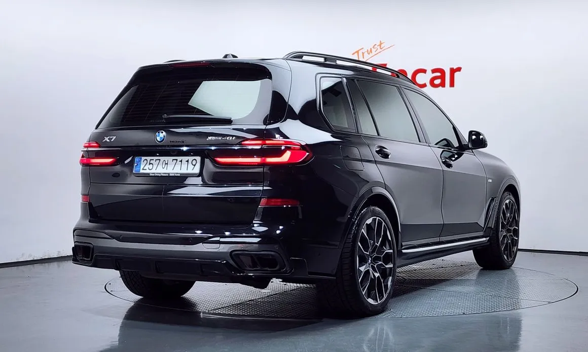 BMW X7