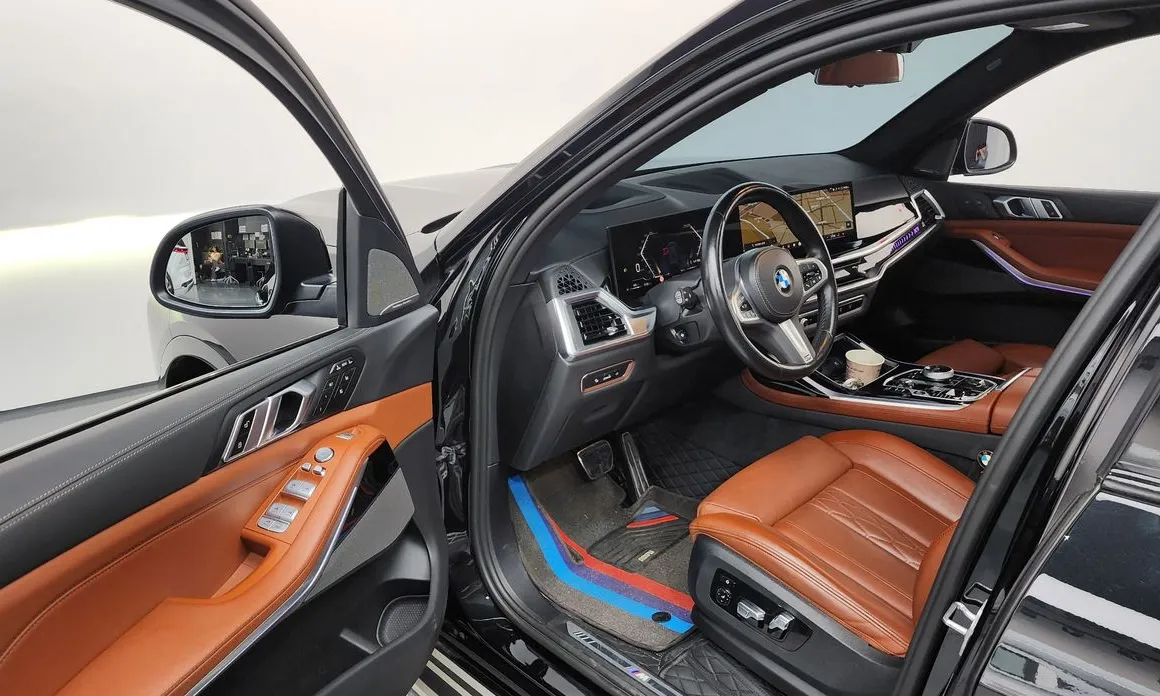 BMW X7