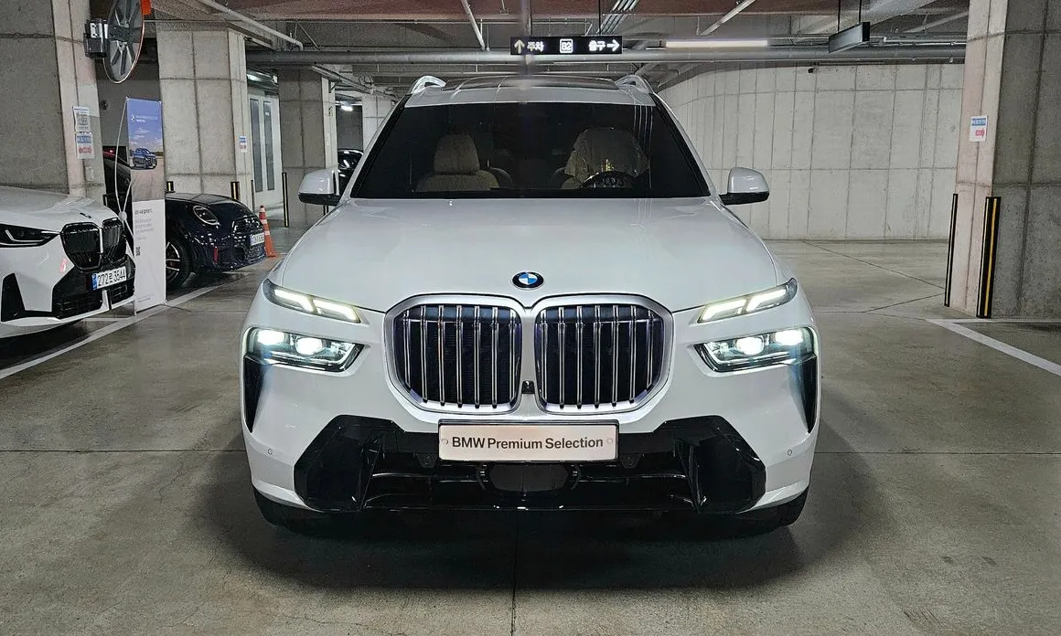BMW X7