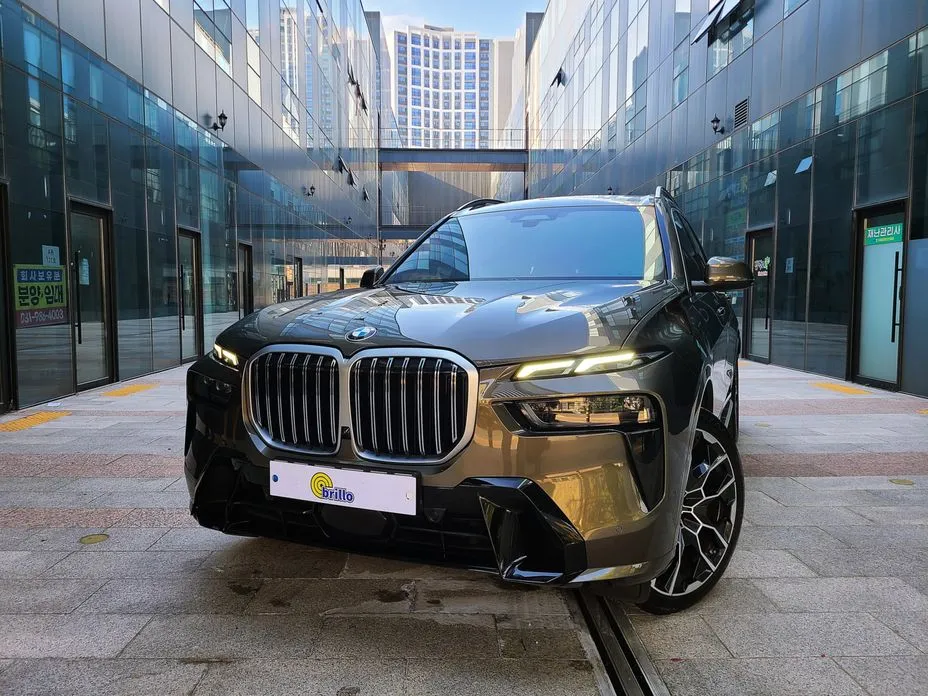 BMW X7