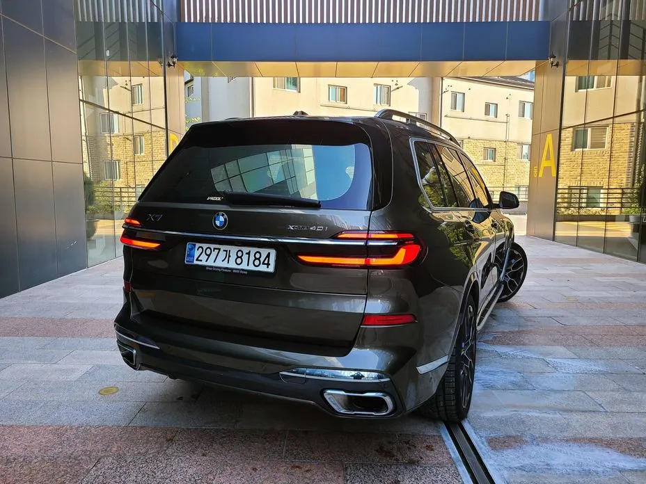 BMW X7