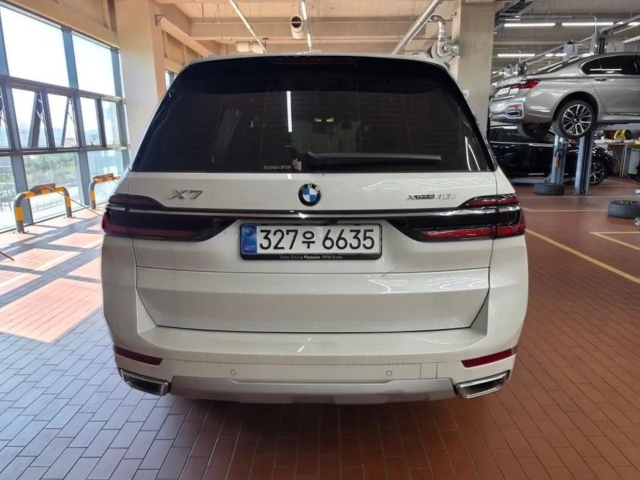 BMW X7