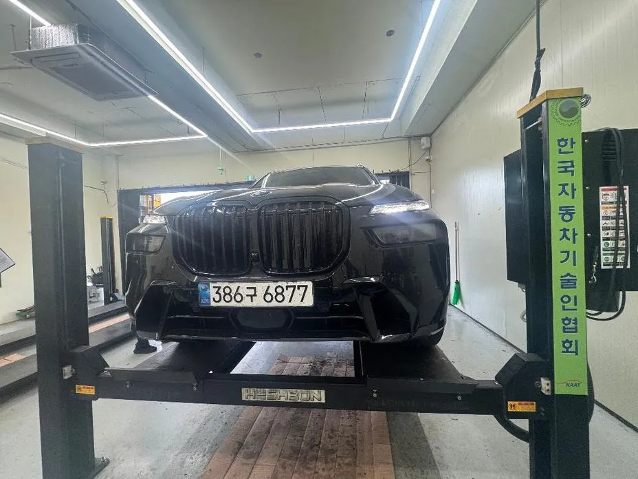 BMW X7