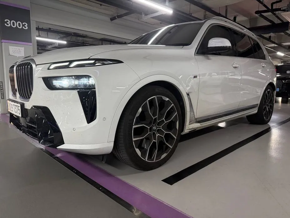 BMW X7