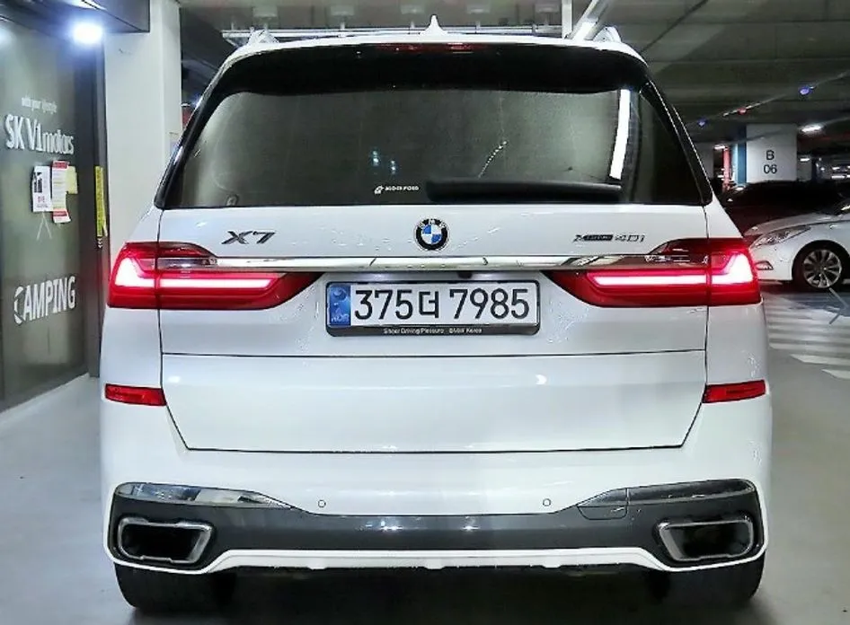 BMW X7