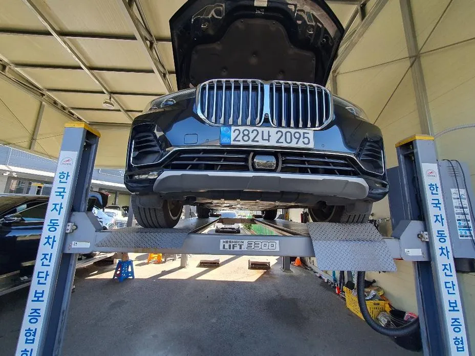 BMW X7