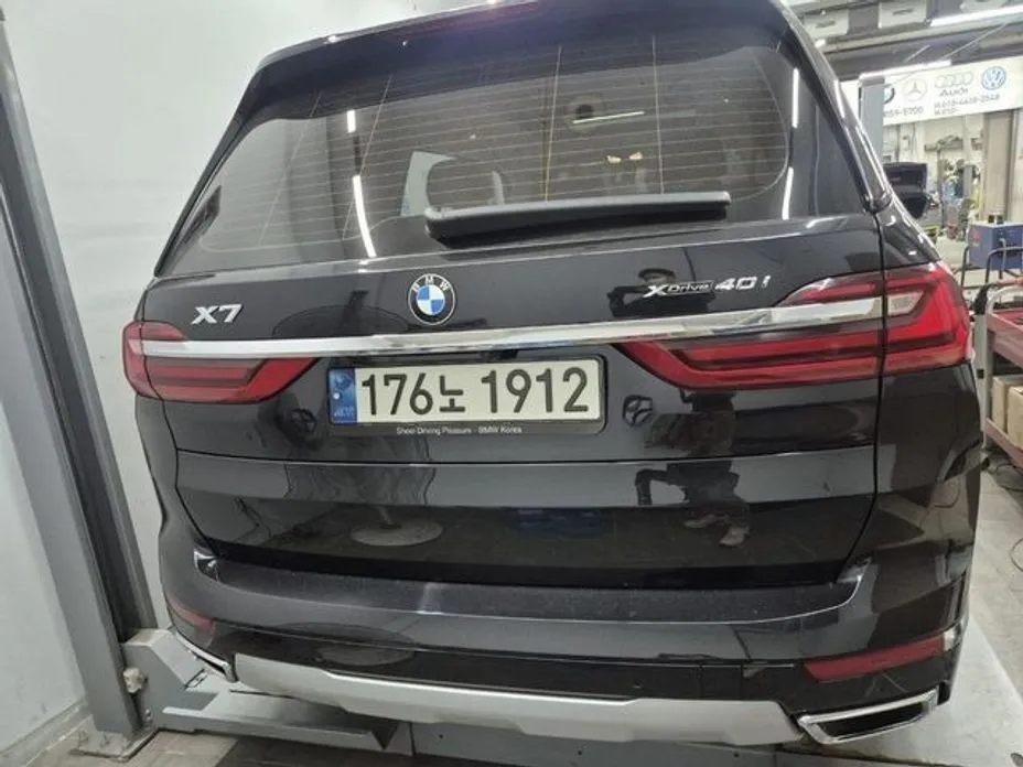 BMW X7