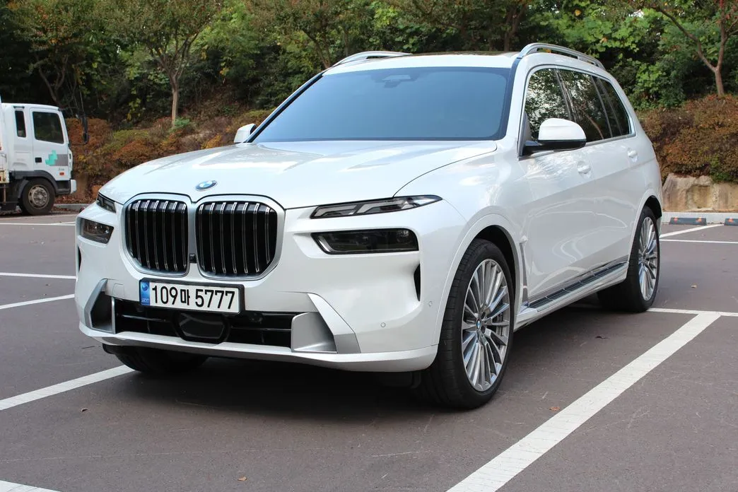 BMW X7
