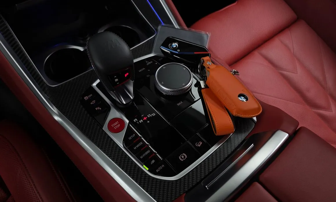 BMW XM