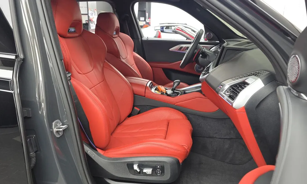 BMW XM