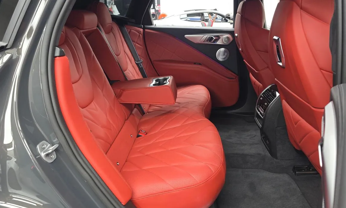 BMW XM