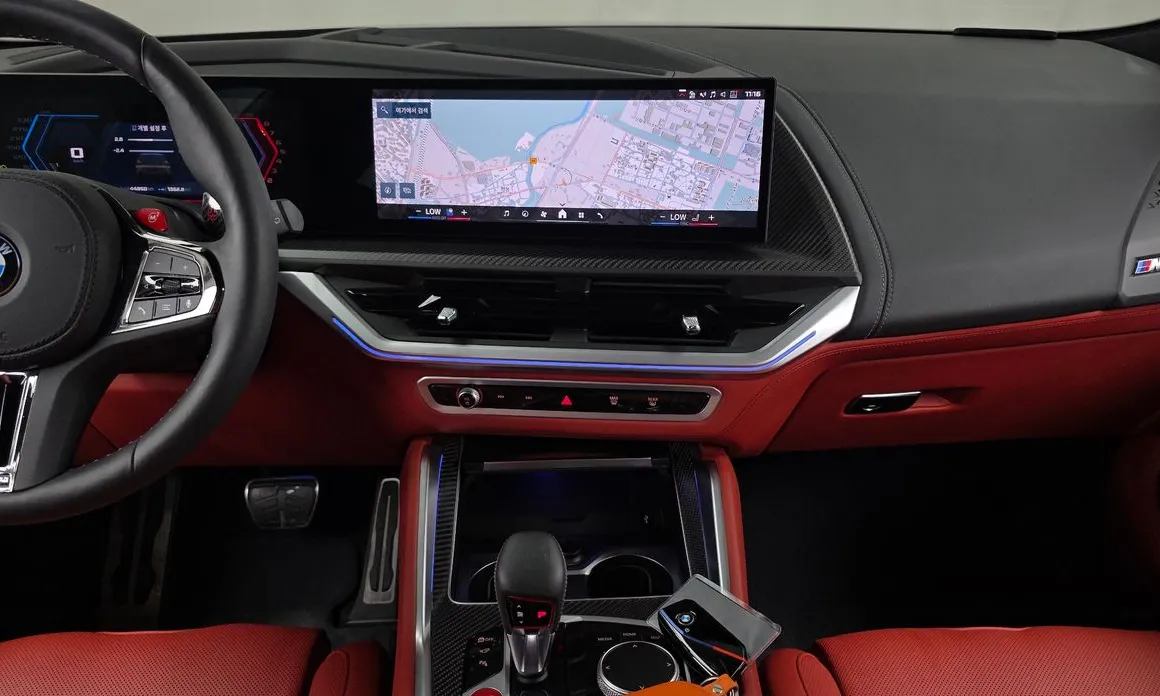 BMW XM
