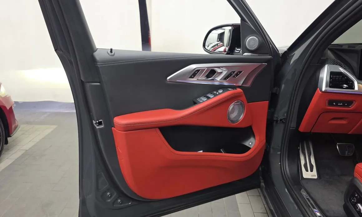 BMW XM