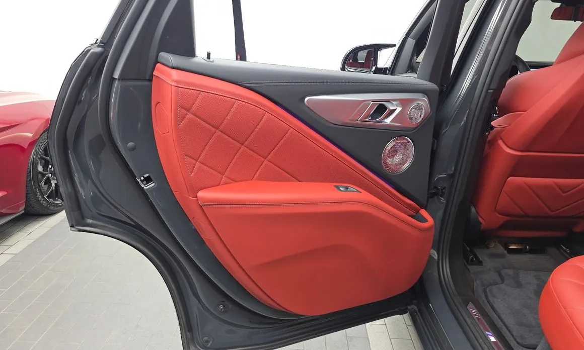 BMW XM