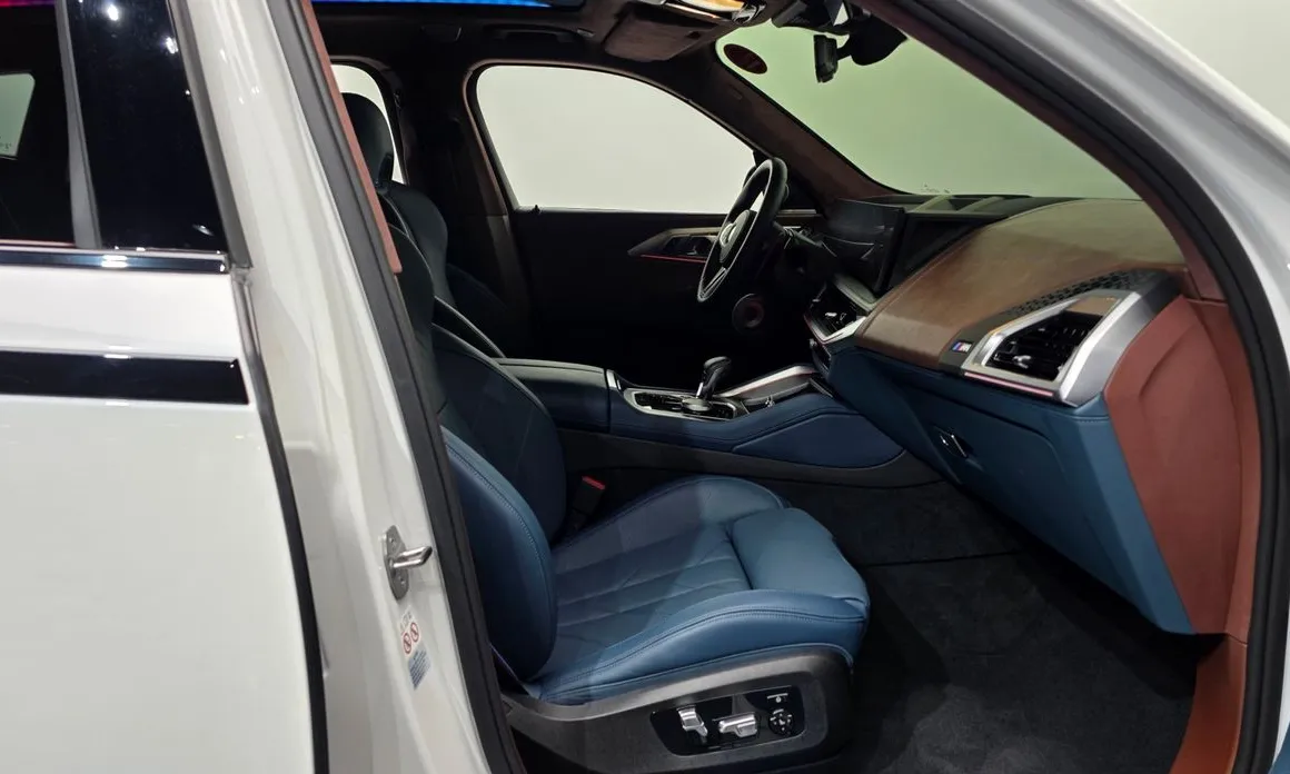 BMW XM