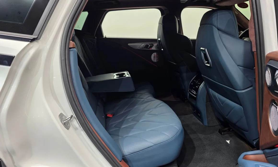 BMW XM