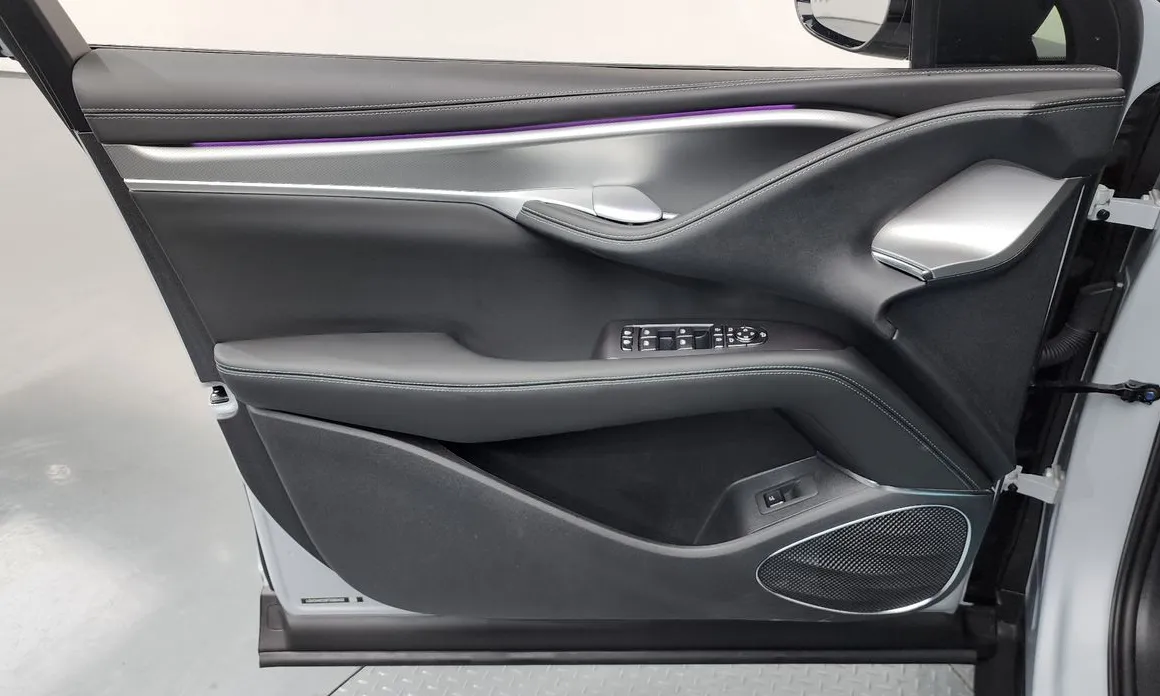 BYD Sealion 7
