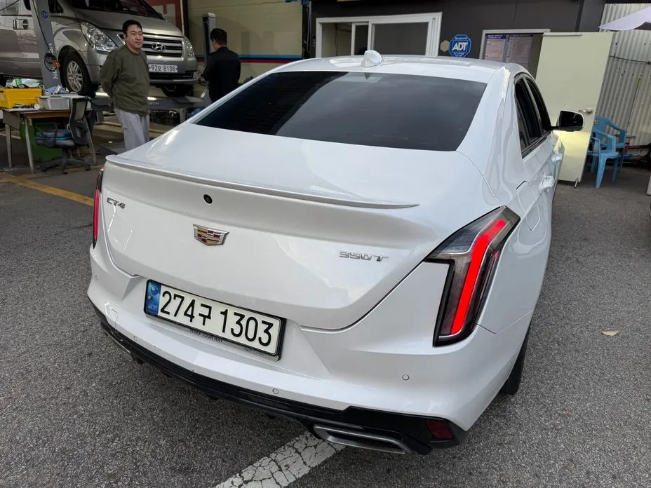 Cadillac CT4