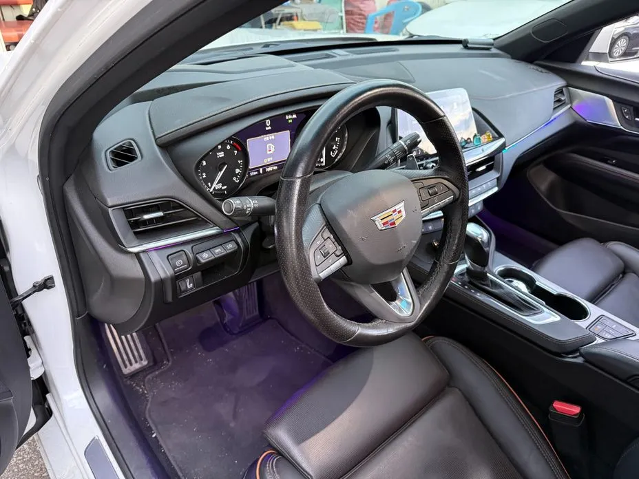 Cadillac CT4